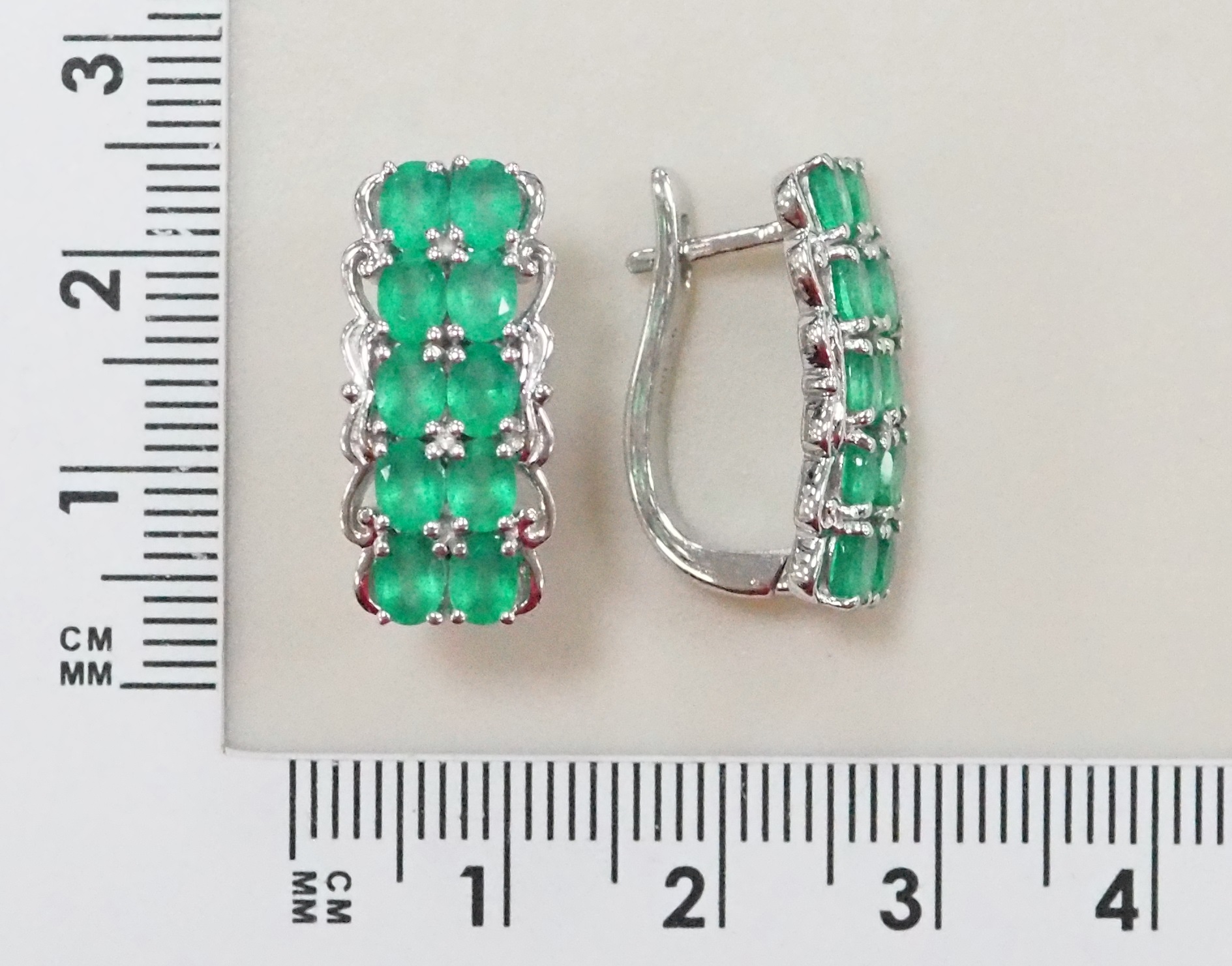 Серебряные серьги 925 пробы; вставки 20 Агат 3,115ct;